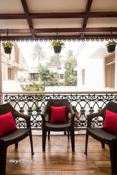 Mirje'S Deck - Homestay - Family Rooms Kolhapur Zewnętrze zdjęcie